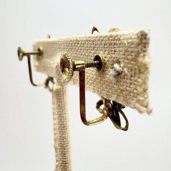 Antique 14k Yellow Gold Jade Earrings Pear Shape Leaf Branch Design Screw Backs - Picture 5 of 10